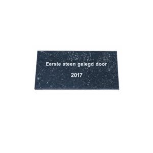 Eerste steen gelegd door - Belgisch Hardsteen